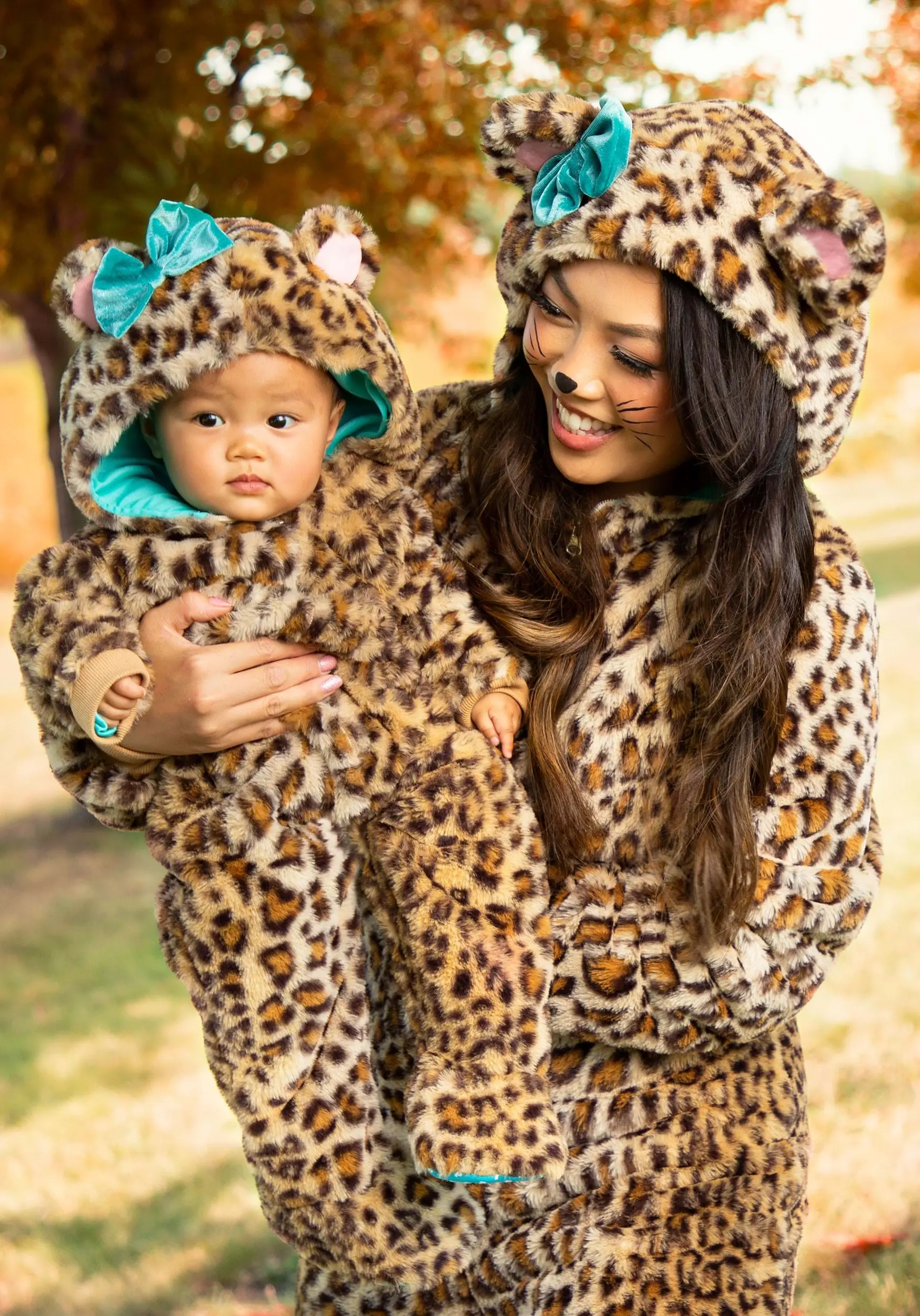 M&R TOY CO., LTD Posh Peanut Lana Leopard Costume For Infants - Image 3